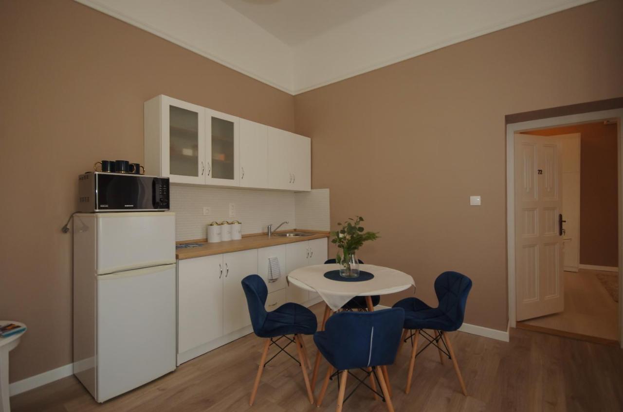 Glamour Apartman Gyula Eksteriør billede